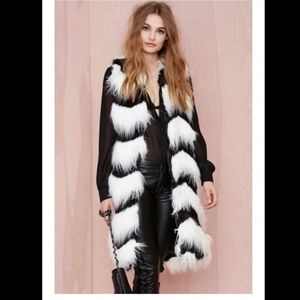 Glamorous Opposition Faux Fur Vest